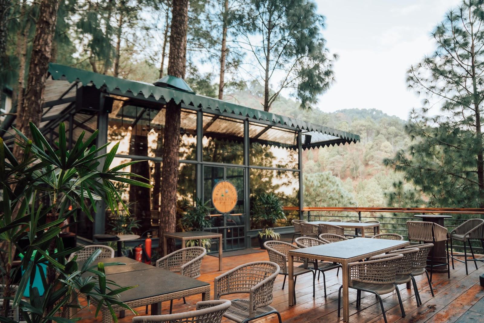Kasauli Hills Resort - Best Luxury Resort and Hotel