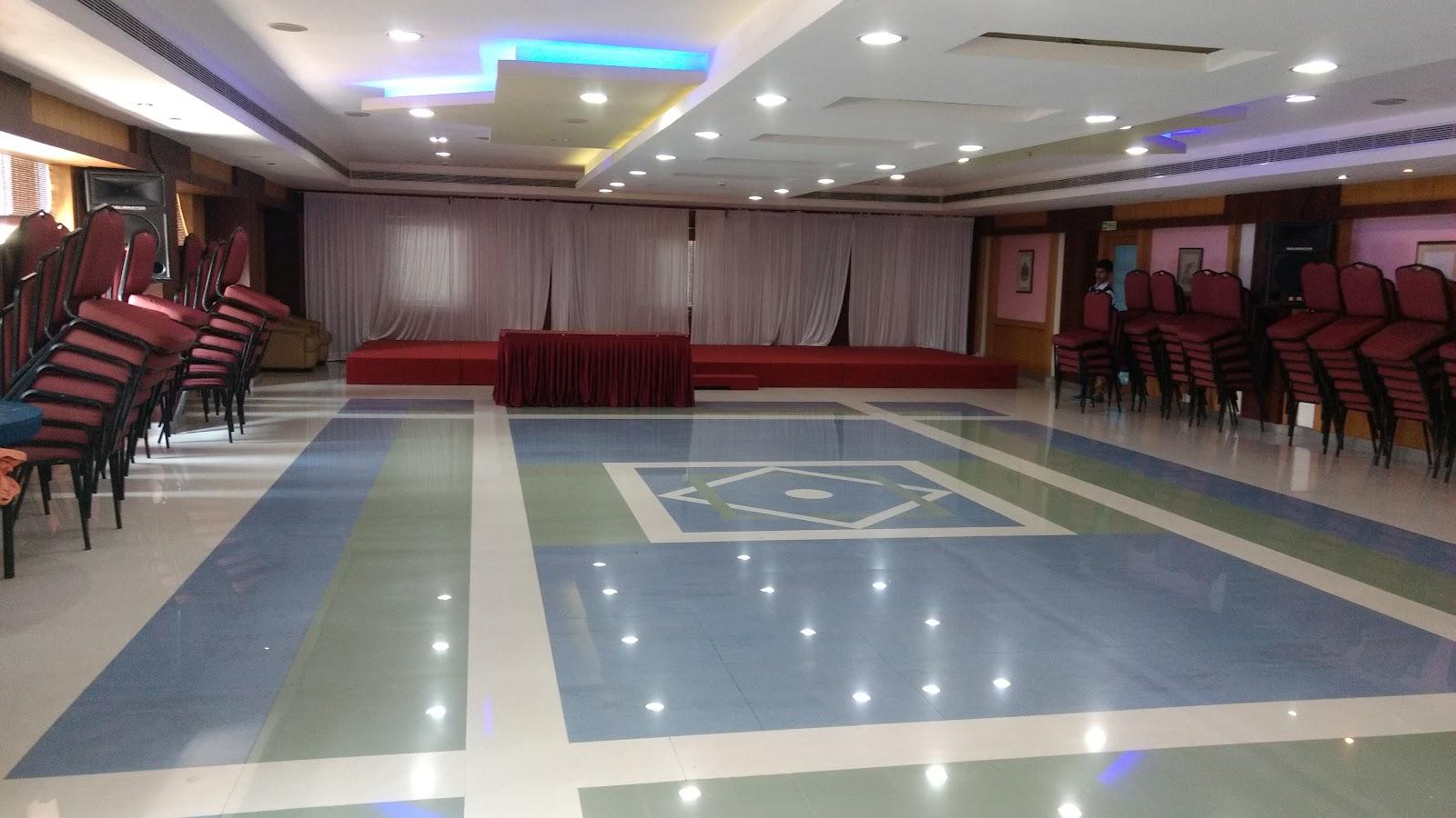 KABANI INTERNATIONAL HOTEL – photo 4