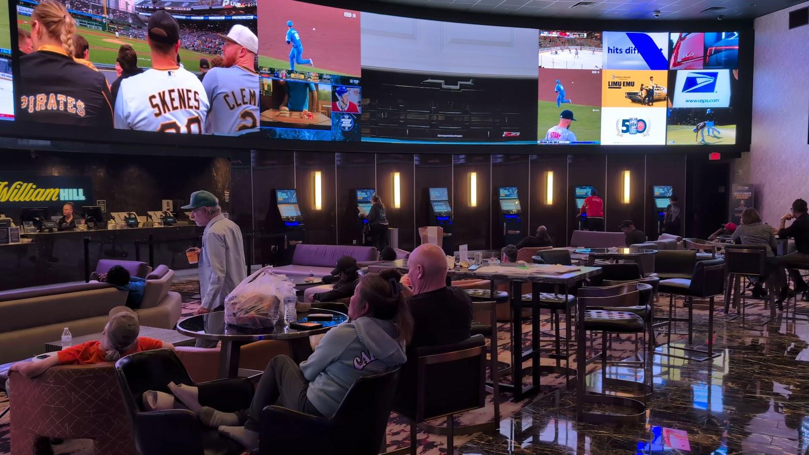 Gold Coast Hotel and Casino – photo 2