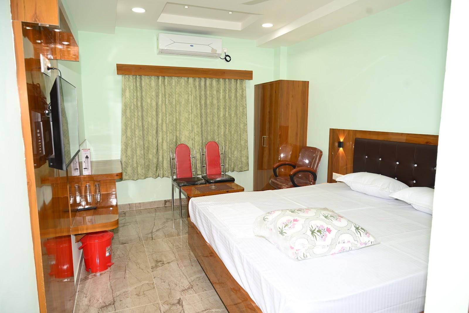 MANGALCHANDI GUESTHOUSE – photo 3