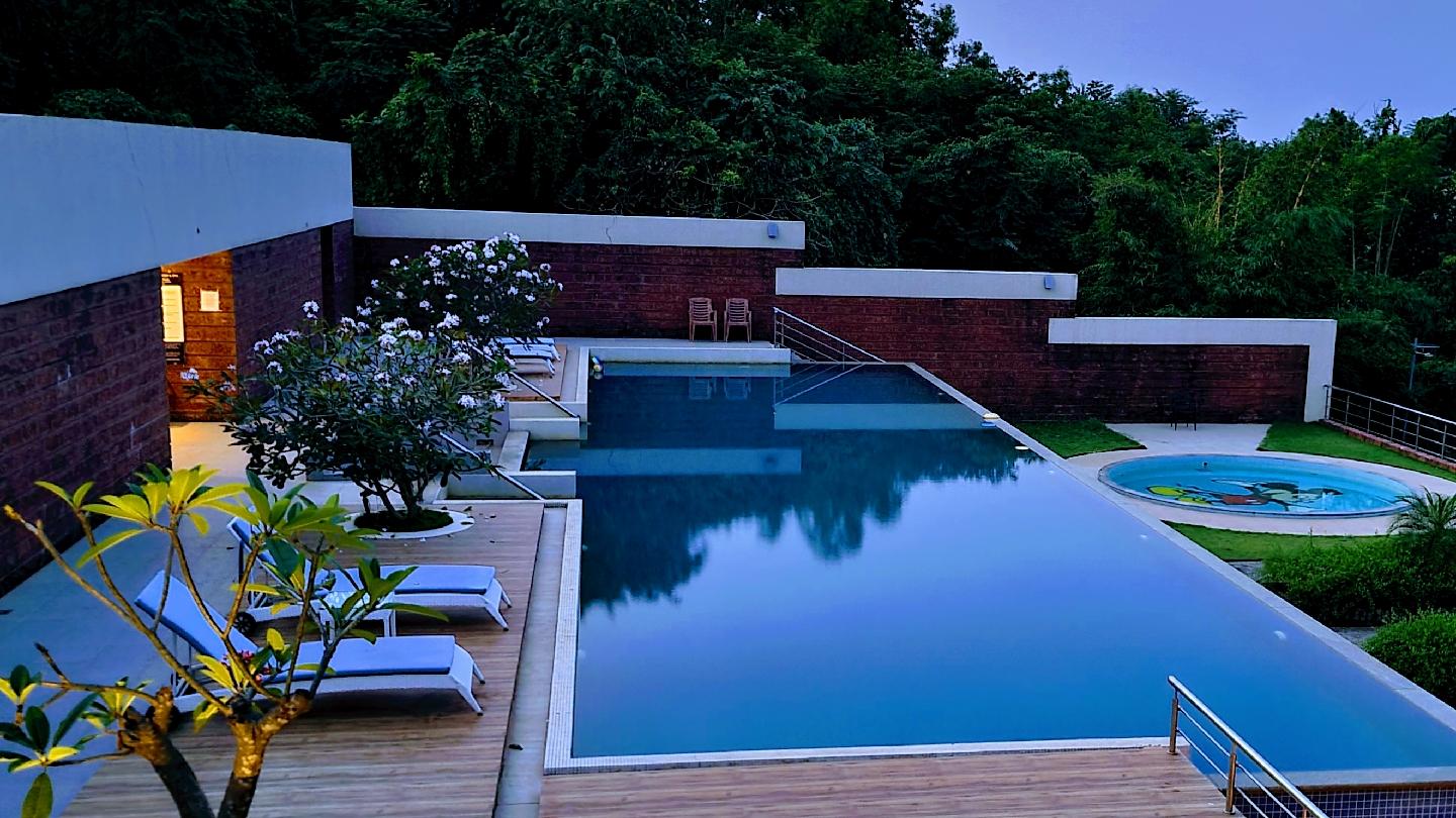 Westbay Resort and Spa – photo 4