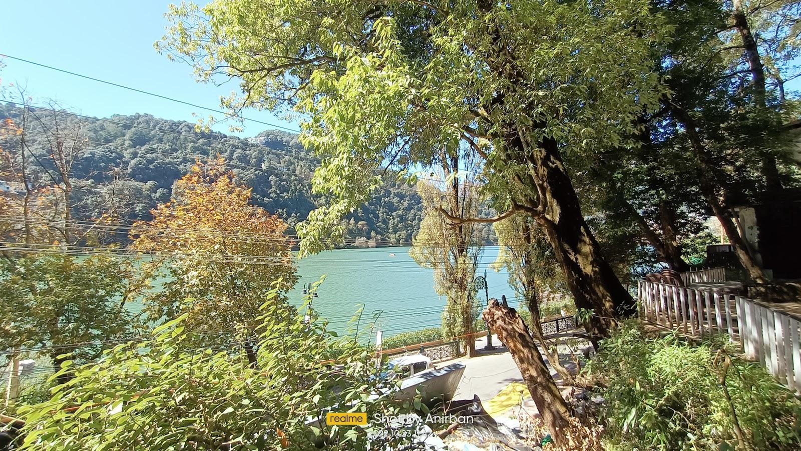 Naini lake Hotel – photo 1