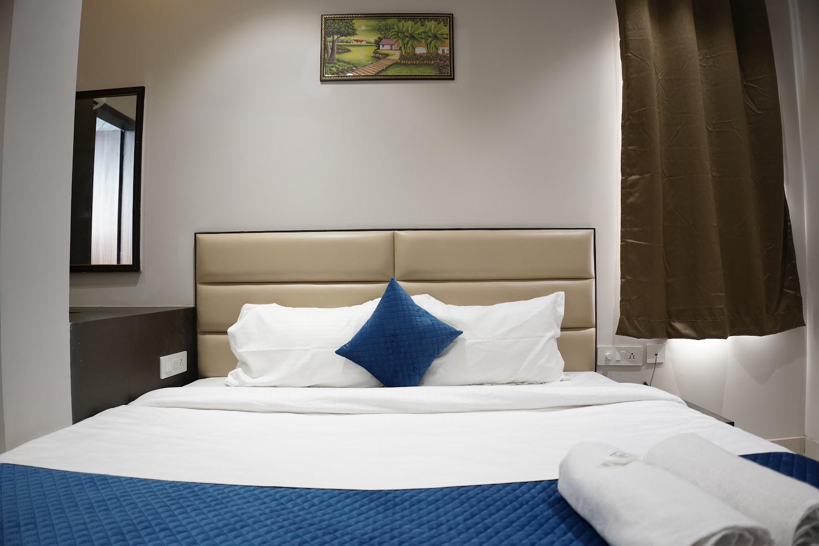 HOTEL SWASTIK – photo 2