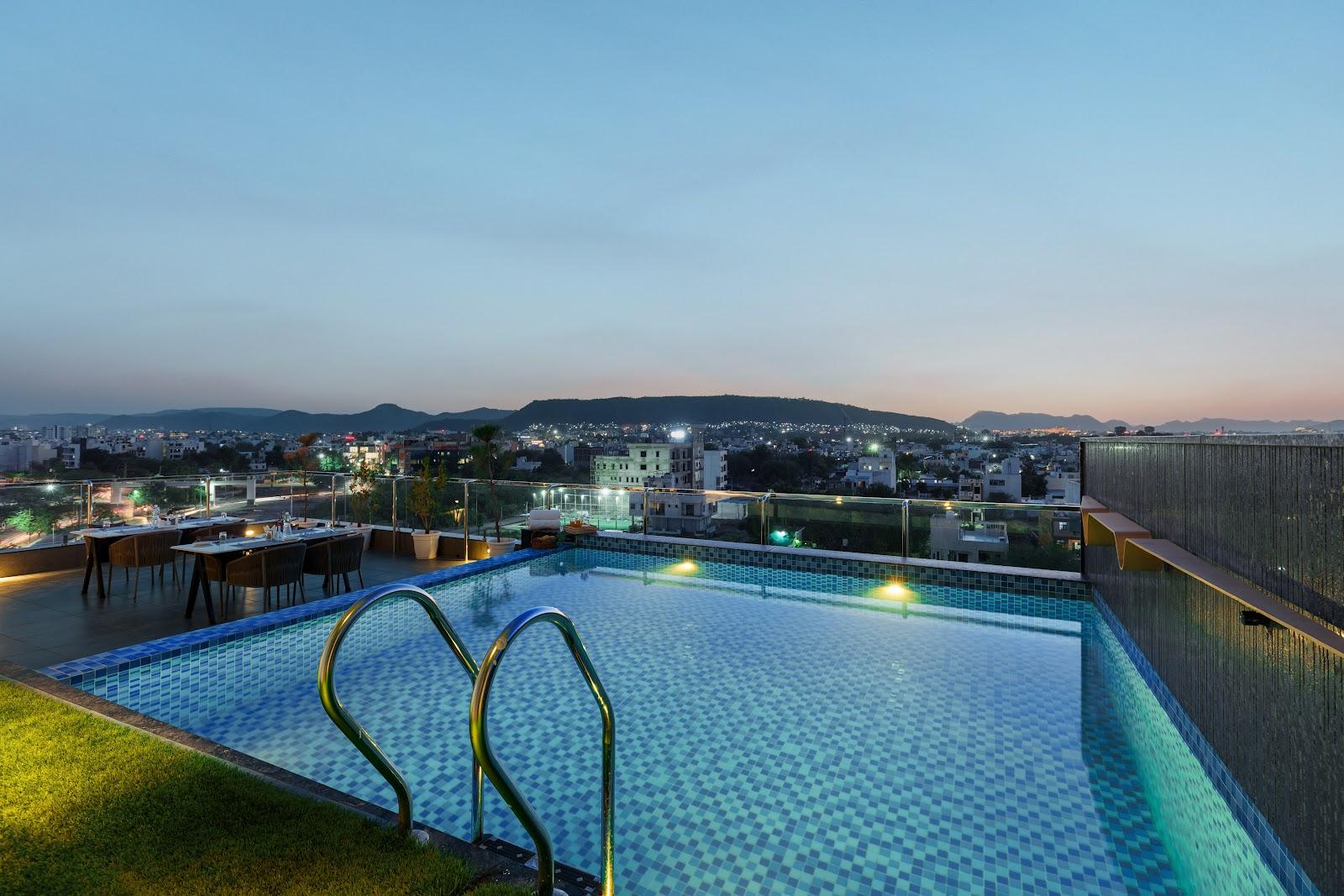 7 RAYS HOTEL – photo 4