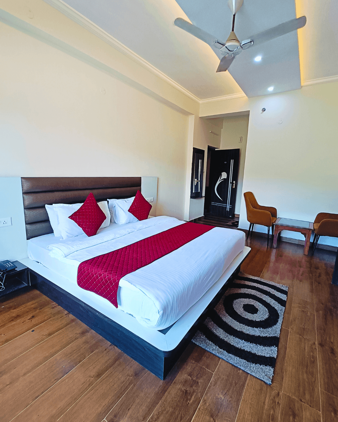 Hotel Luxeevista By Navodayans – photo 2