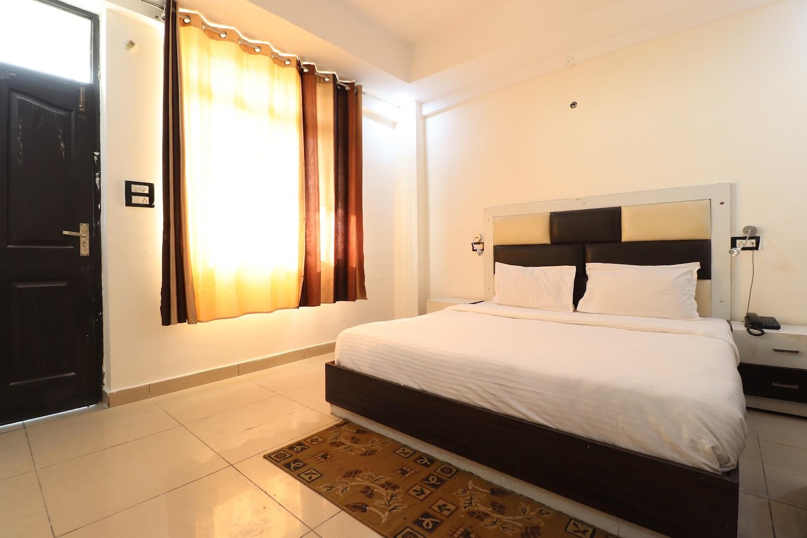 Hotel KRB Paradise – photo 2