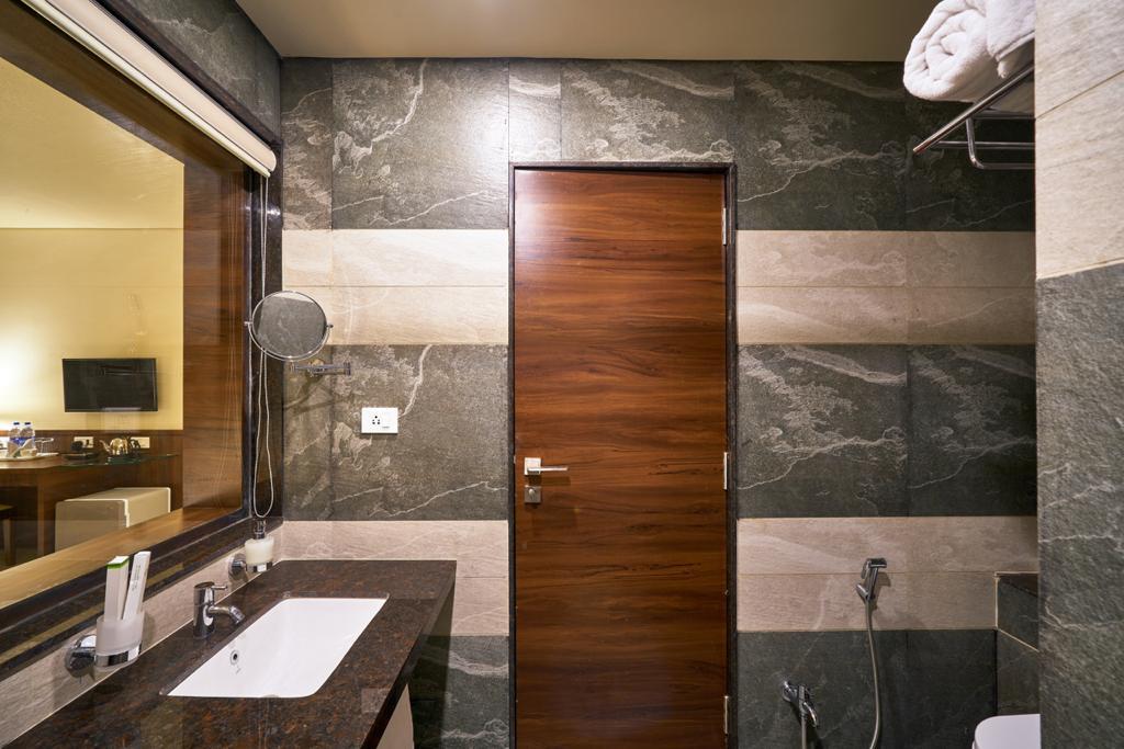 Hotel Shlok – photo 4