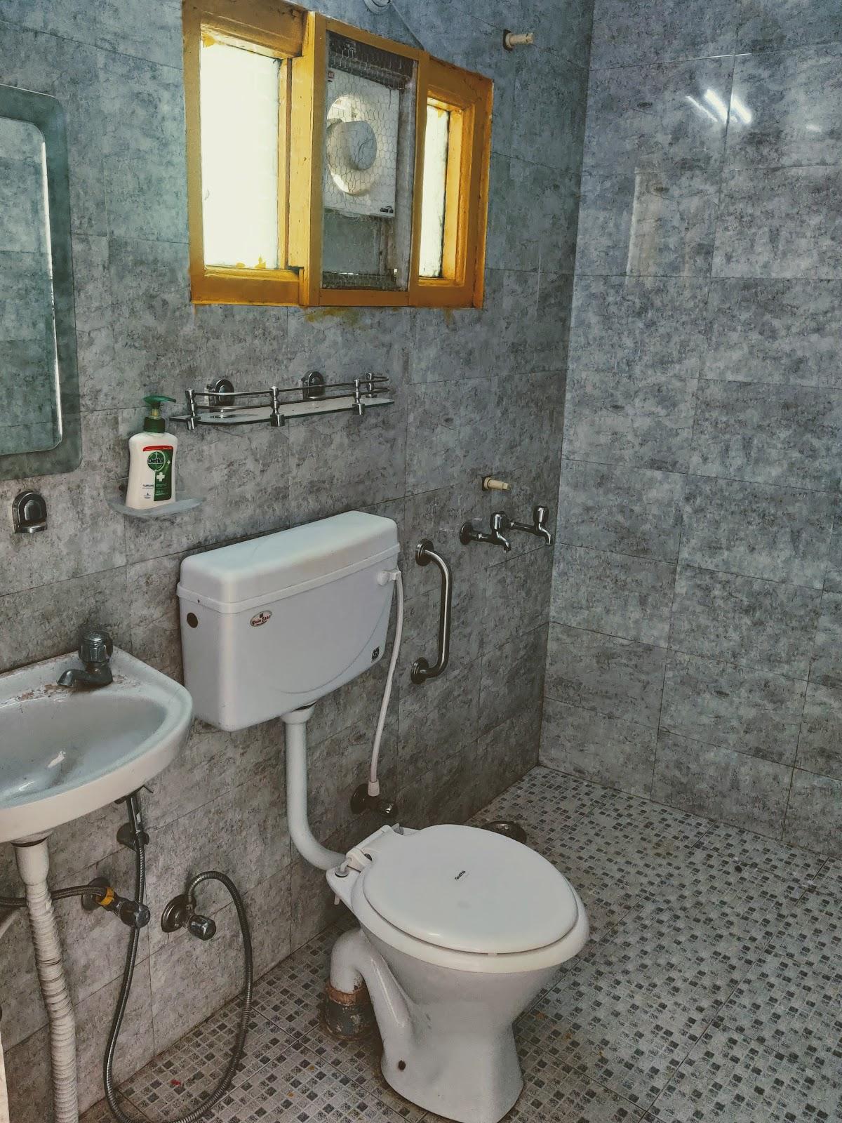 Sun 2BHK Apartment by Wabi Sabi Stays – photo 3