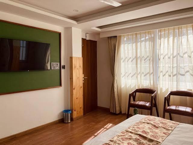 Naina Lodge – photo 4