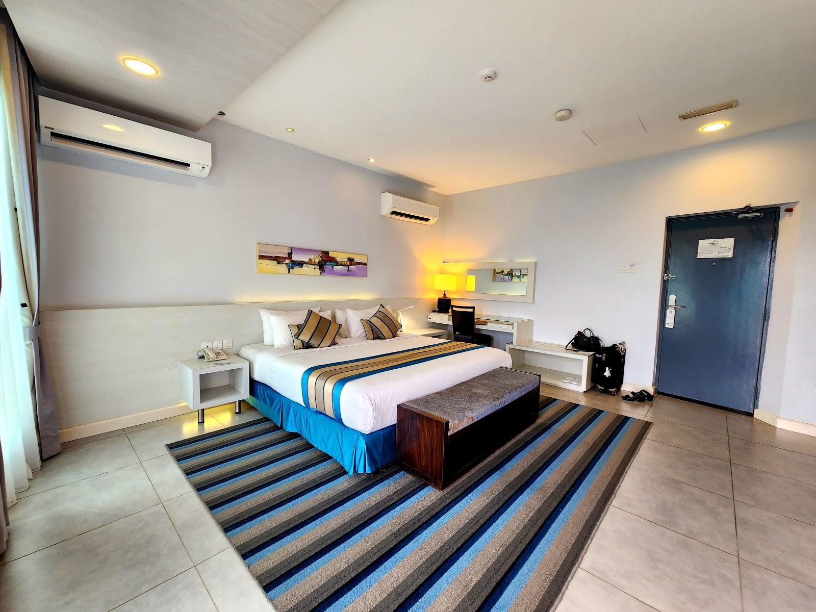 CENANG PLAZA BEACH HOTEL – photo 3