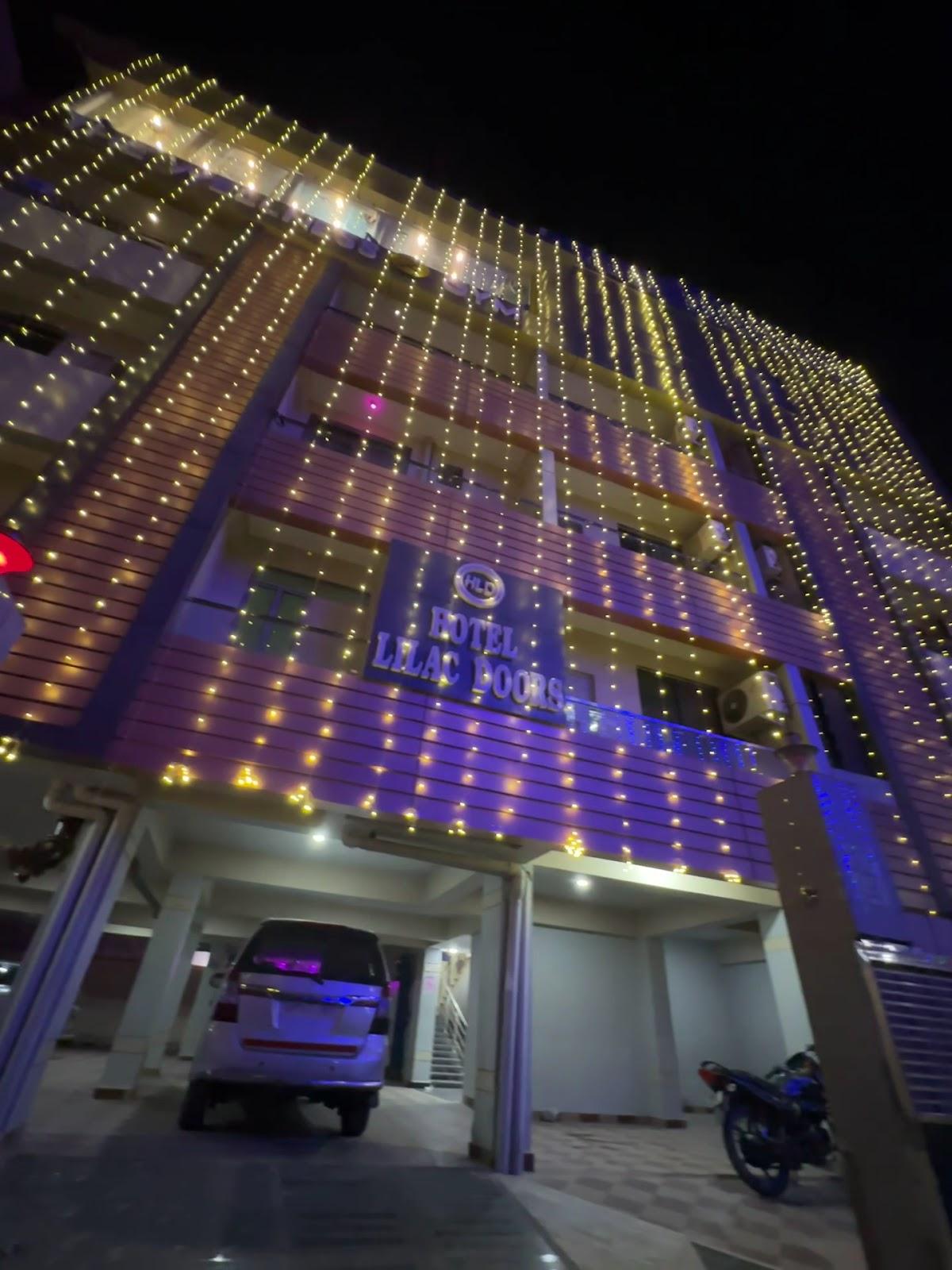 Hotel Lilac Doors