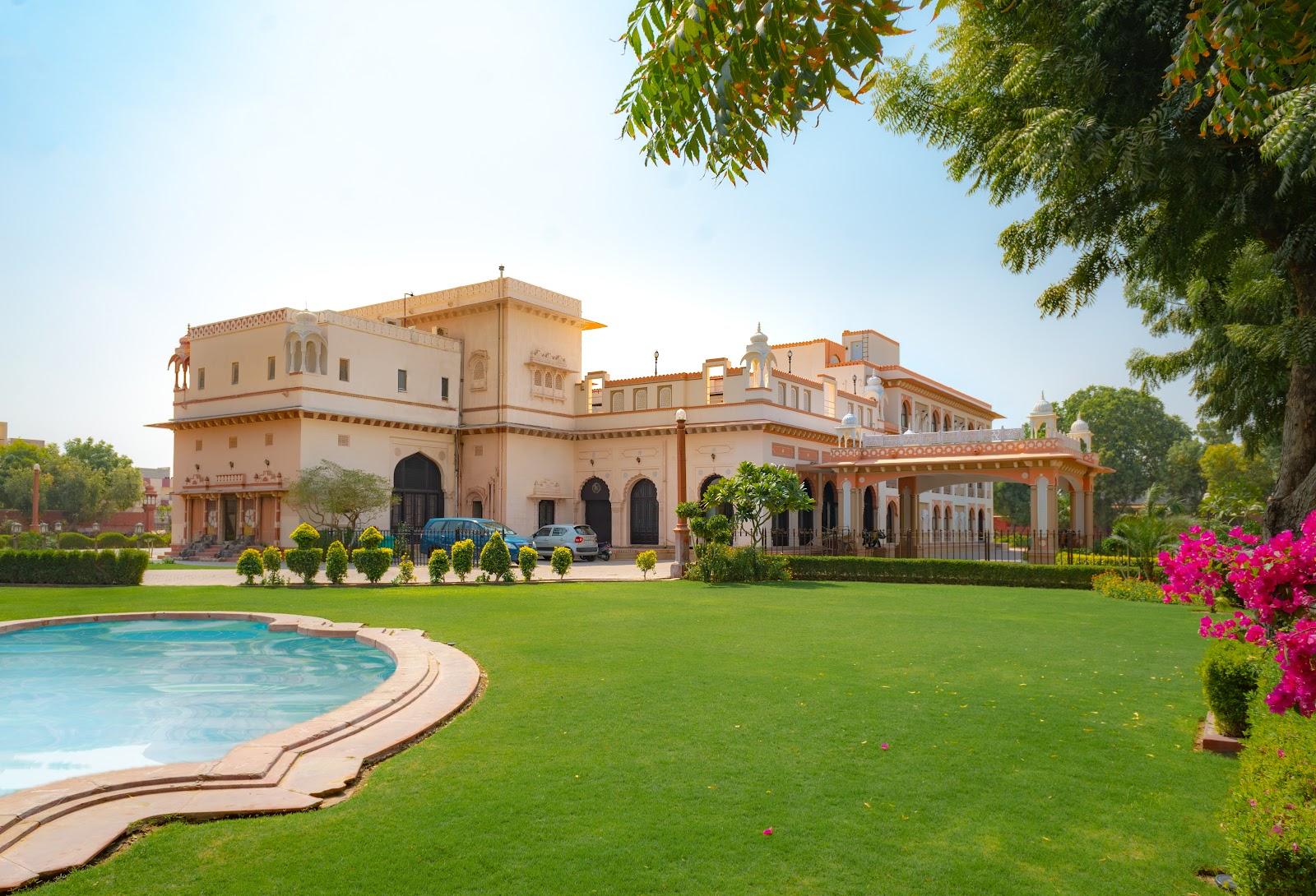 Hotel Basant Vihar Palace – photo 1