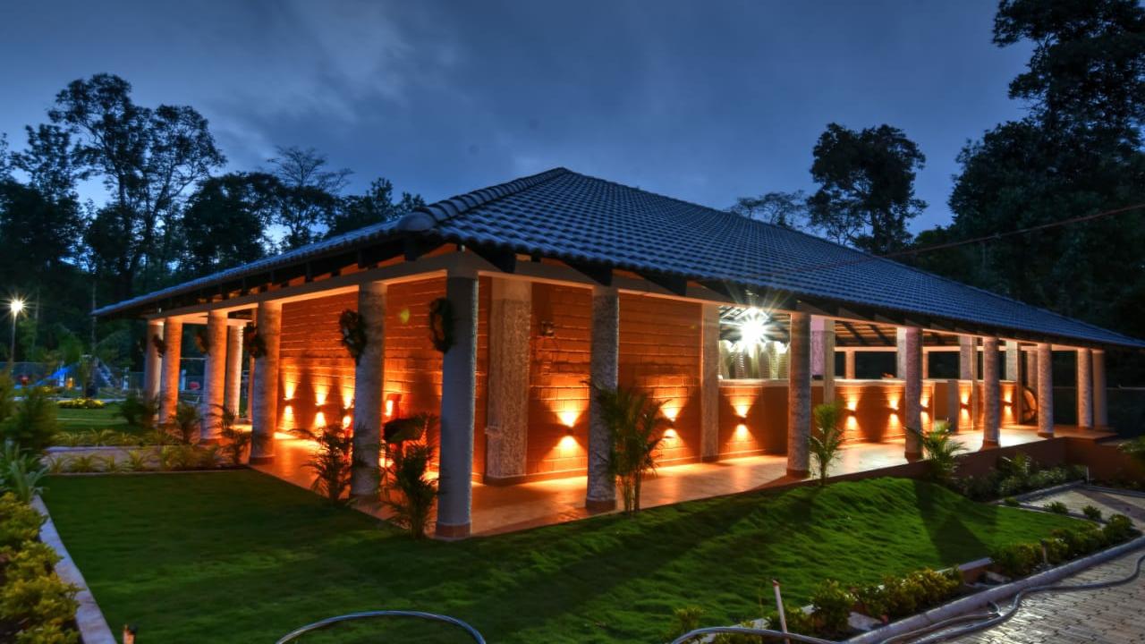 Dev's the village resort – photo 1