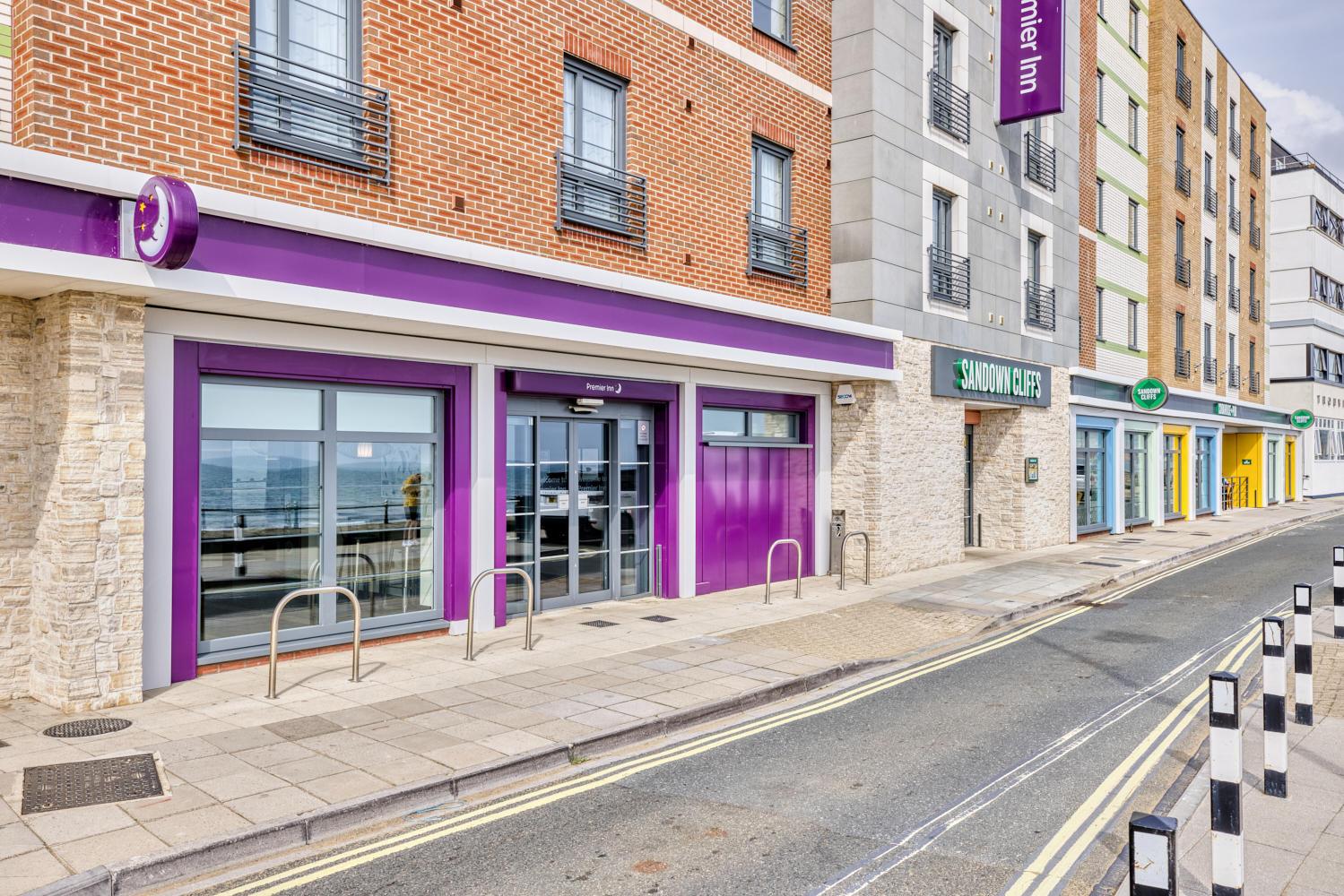 Premier Inn Isle of Wight Sandown (Seafront) hotel – photo 1