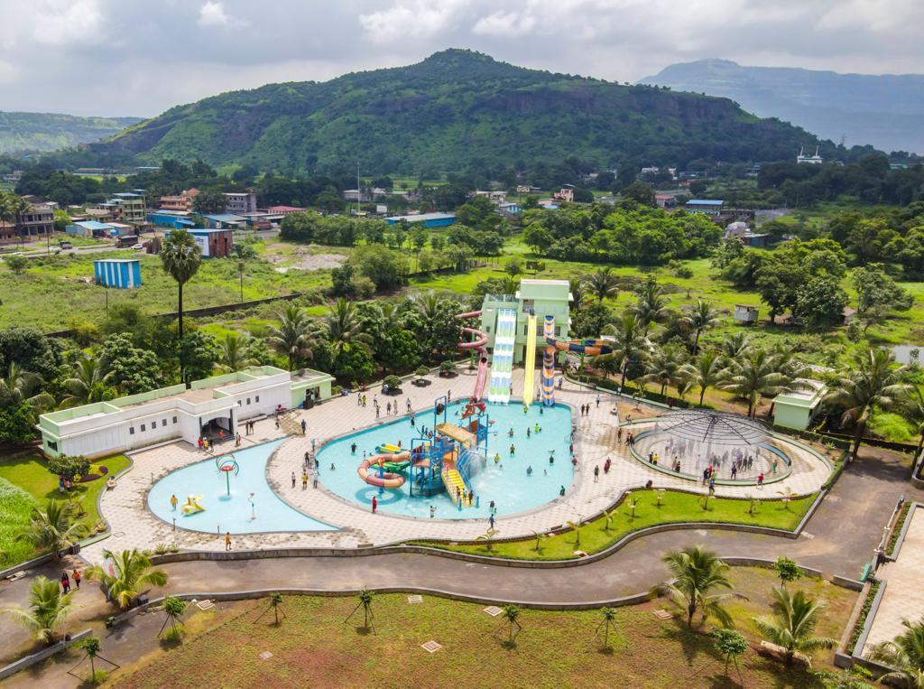 UK'S RESORT, Khopoli