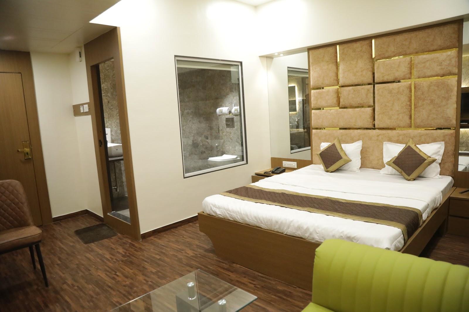 M Residency Hotel – photo 4