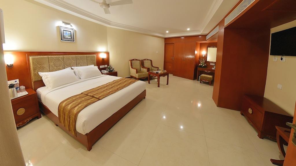 Metro Grand Hotel – photo 3