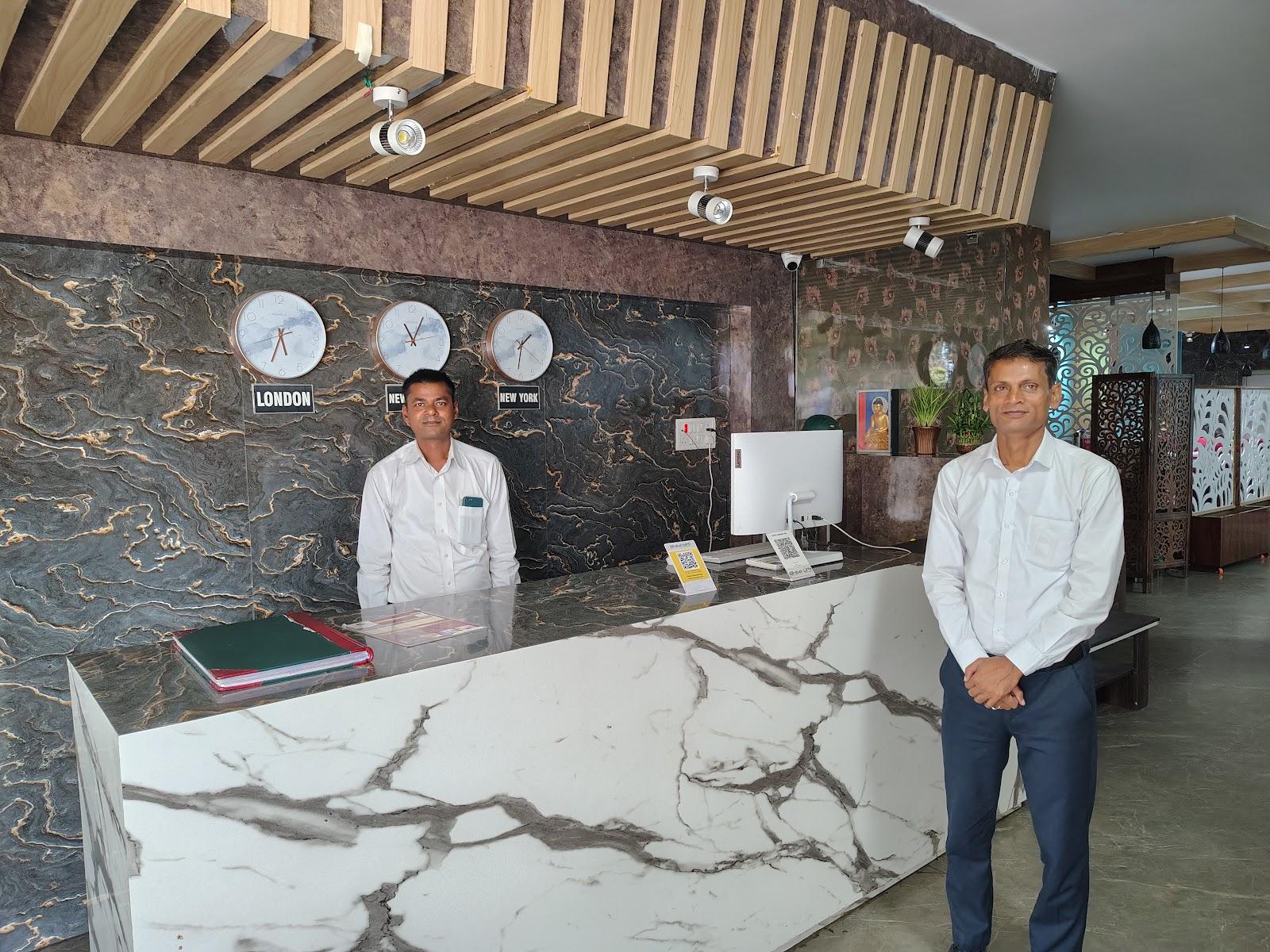 HOTEL DIAMANT INN – photo 3