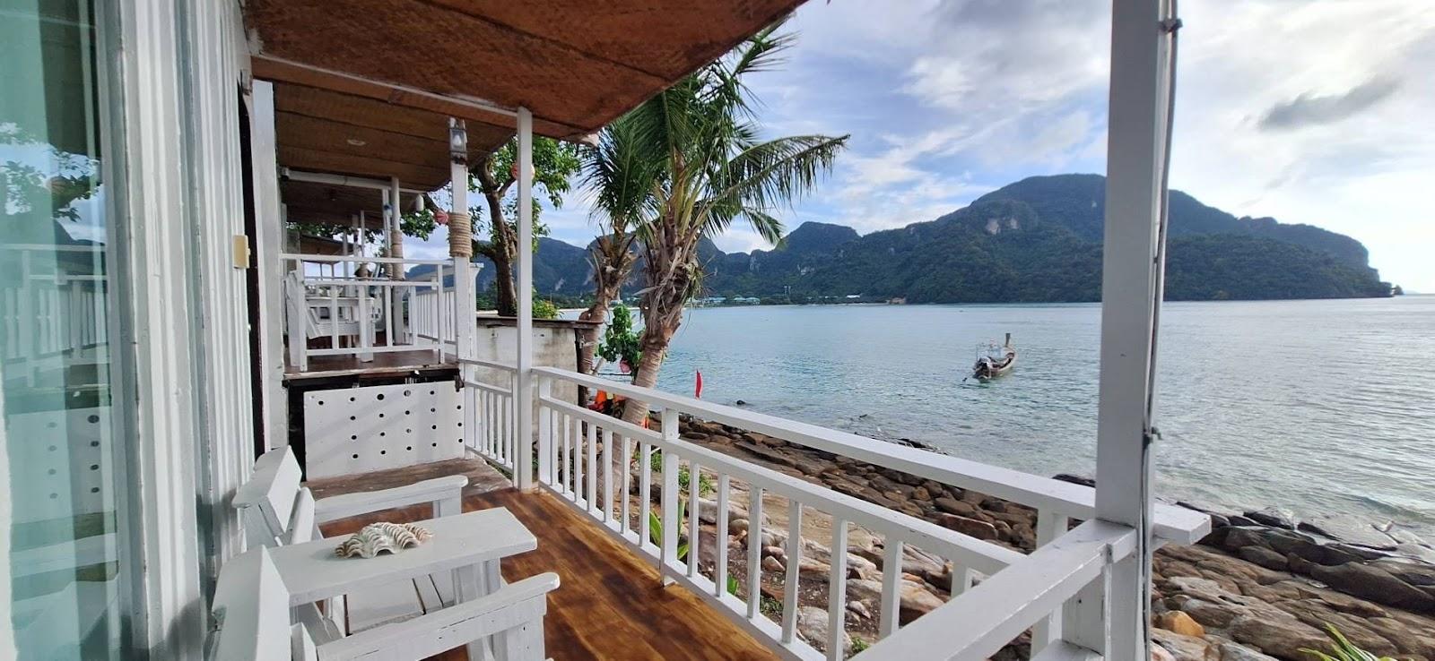 Phi Phi Cozy Seafront Resort