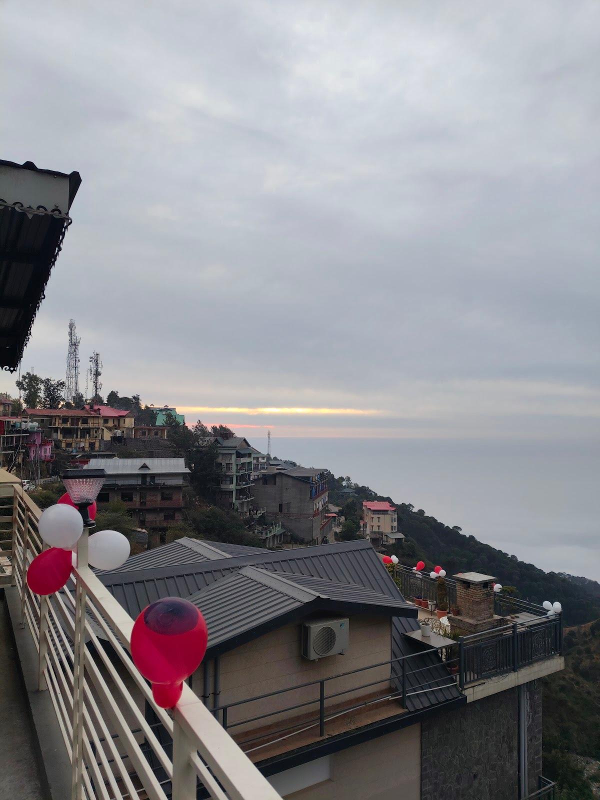 Sunset Vibes! Near Mall Road Kasauli by Alluring North – photo 3