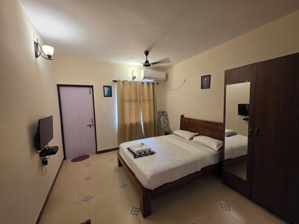Coastal Suites Apart-hotel – photo 3