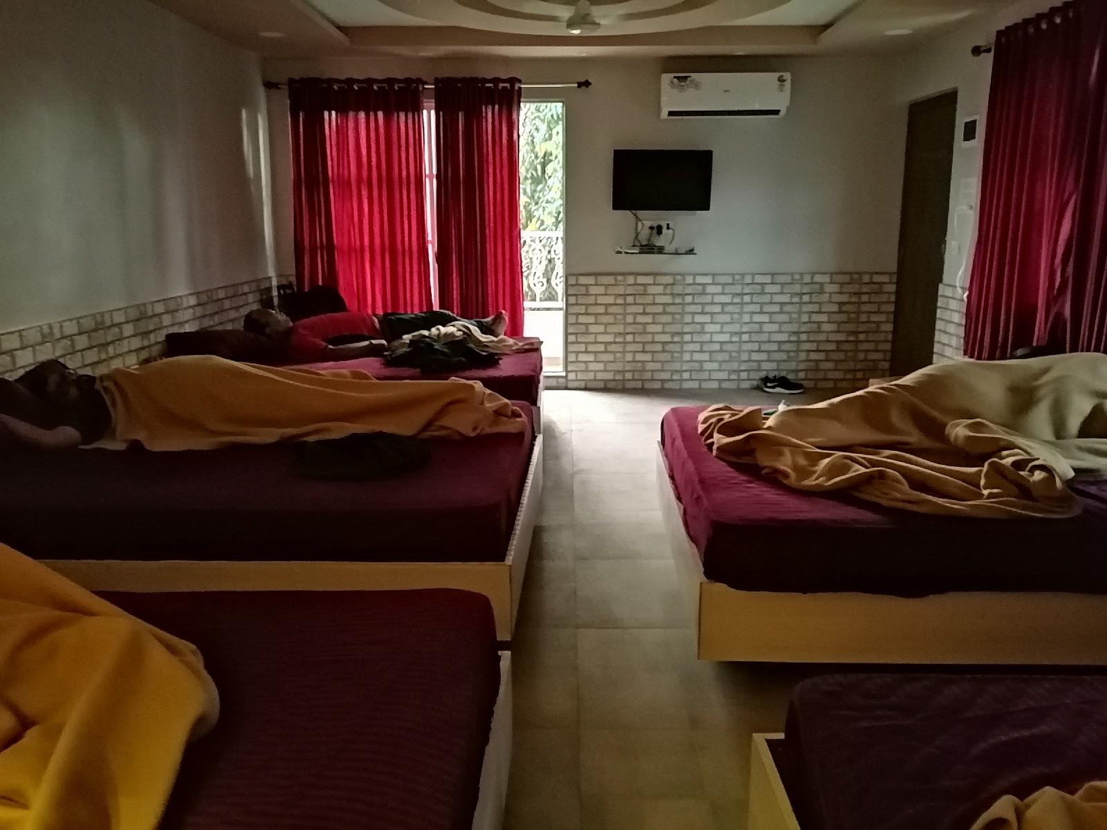 Rehcruz D Retreat – photo 2