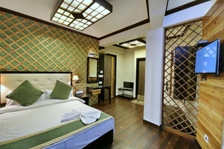 Hotel Dip Palace – photo 1