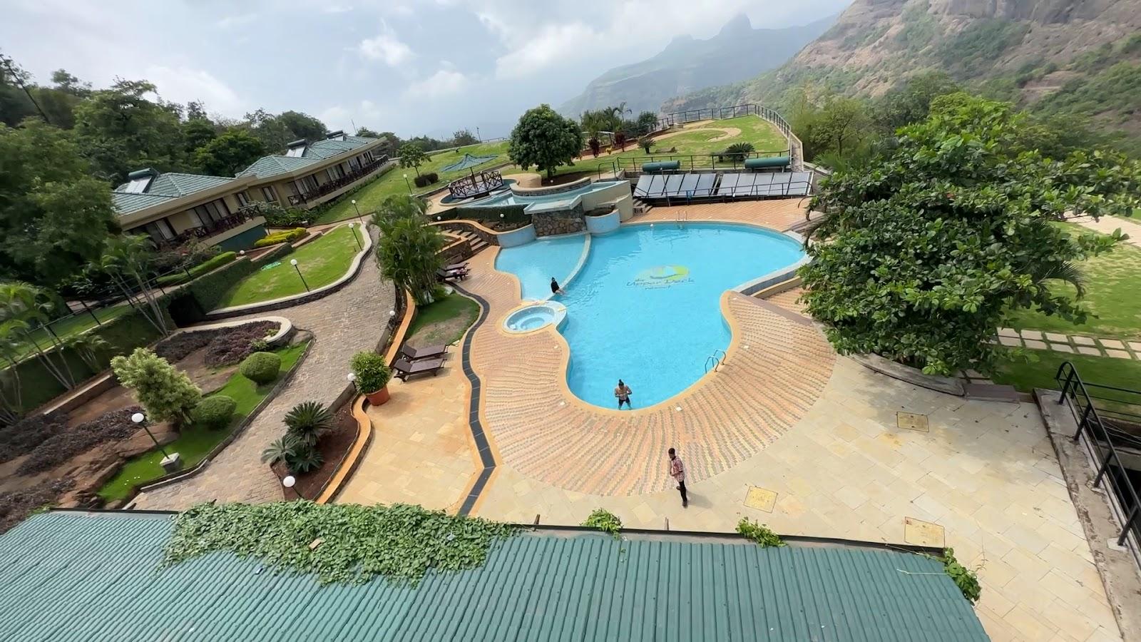 Upper Deck Resort – photo 2