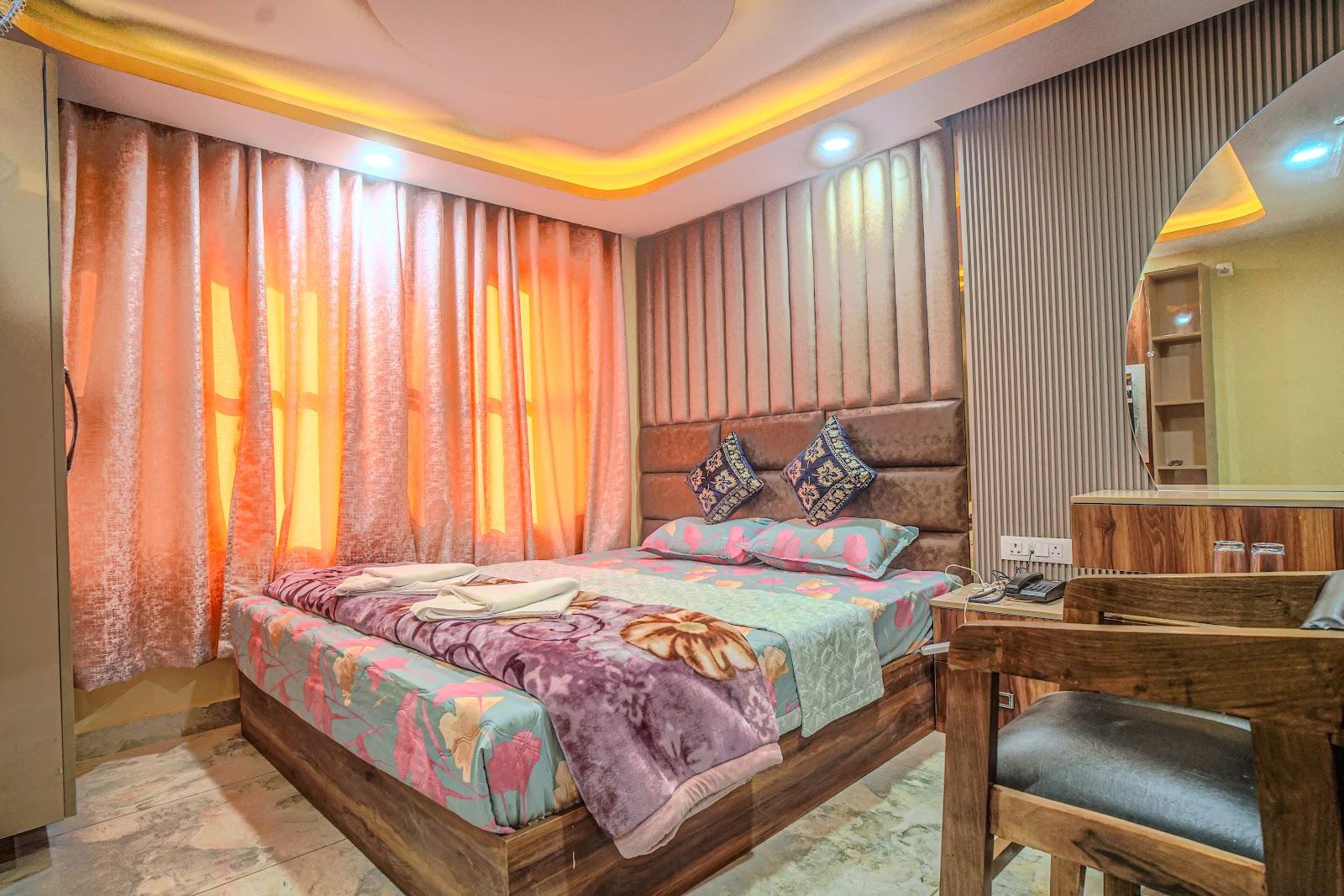 Hotel Sahil - City Center , LalChowk – photo 2