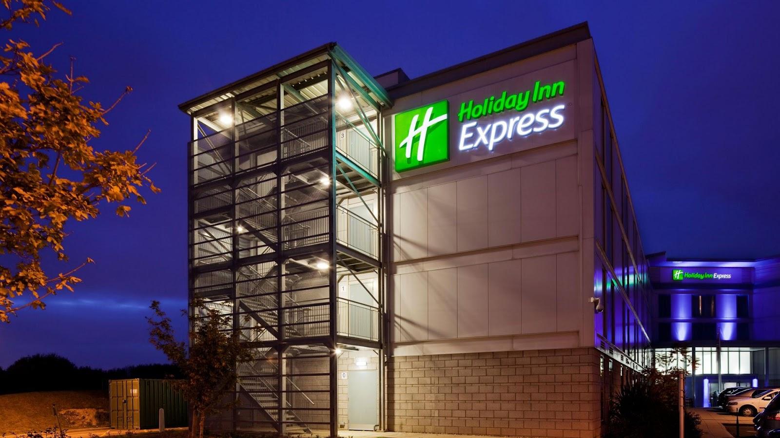 Holiday Inn Express London - Stansted Airport by IHG – photo 1