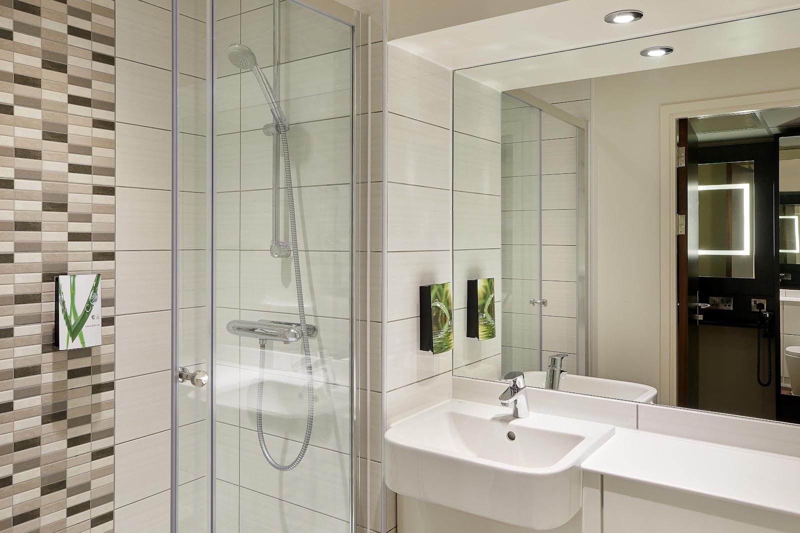 Premier Inn London Tolworth hotel – photo 4