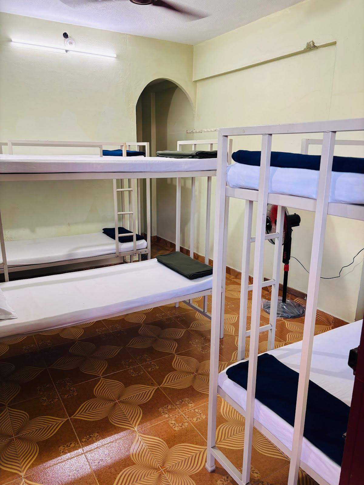 Happy Living Dormitory – photo 2