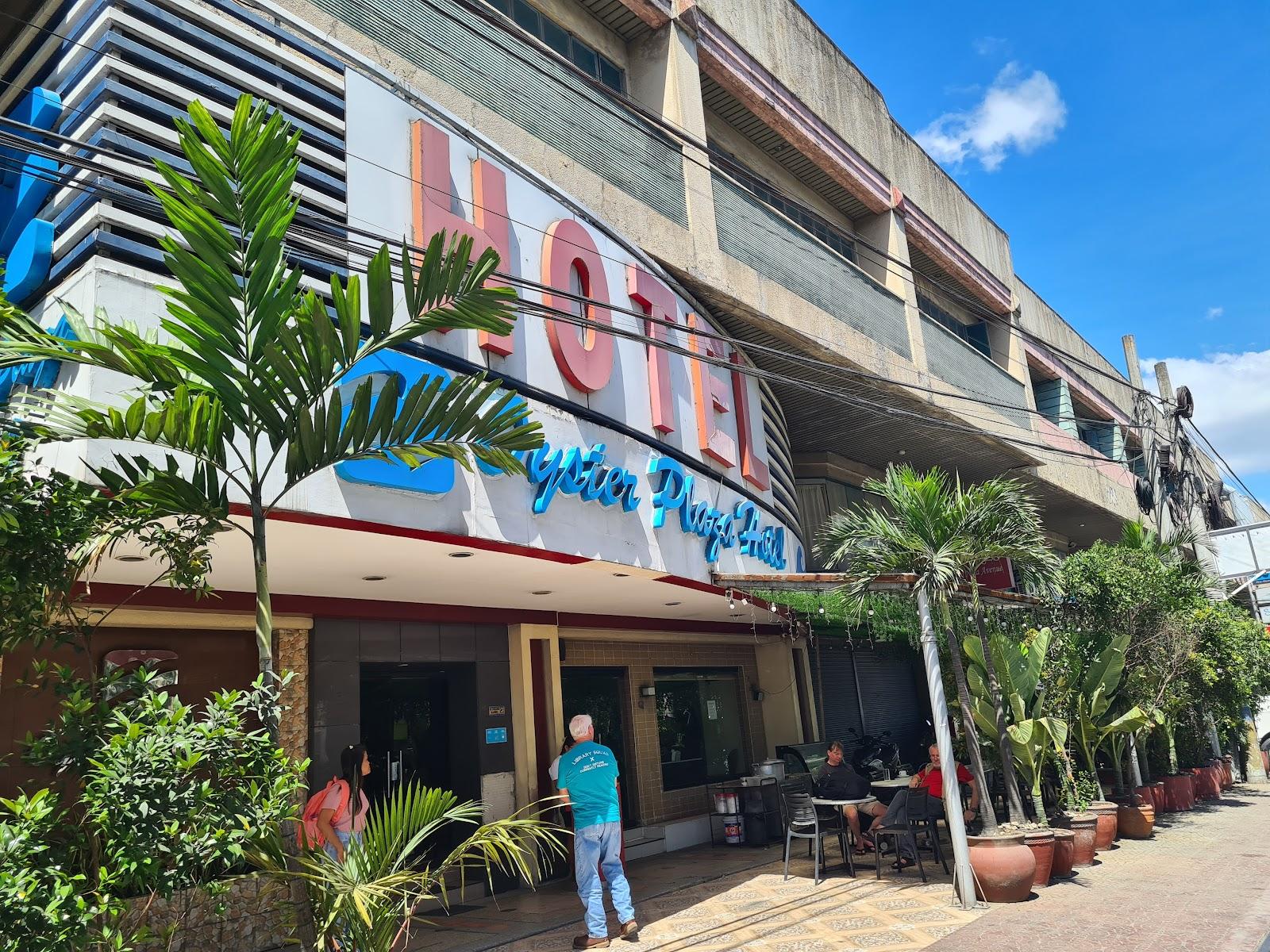 Oyster Plaza Hotel
