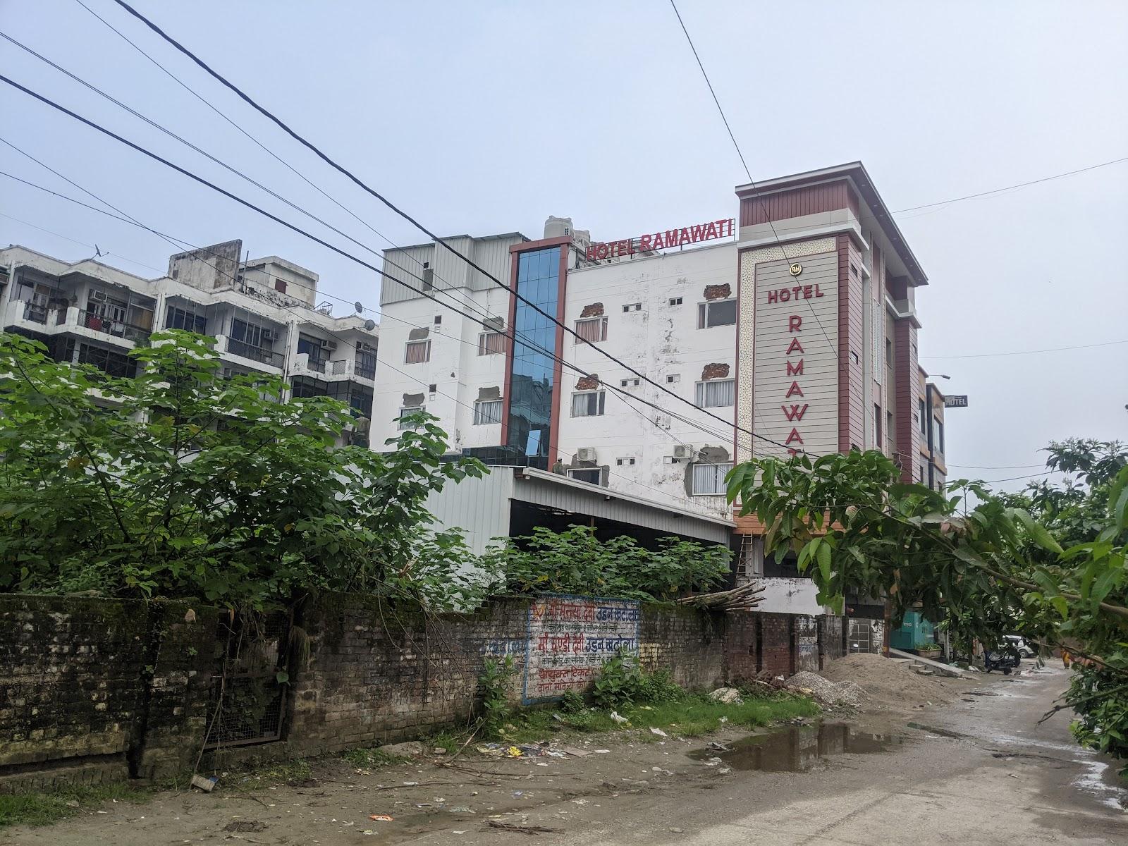 hotel remawati – photo 1