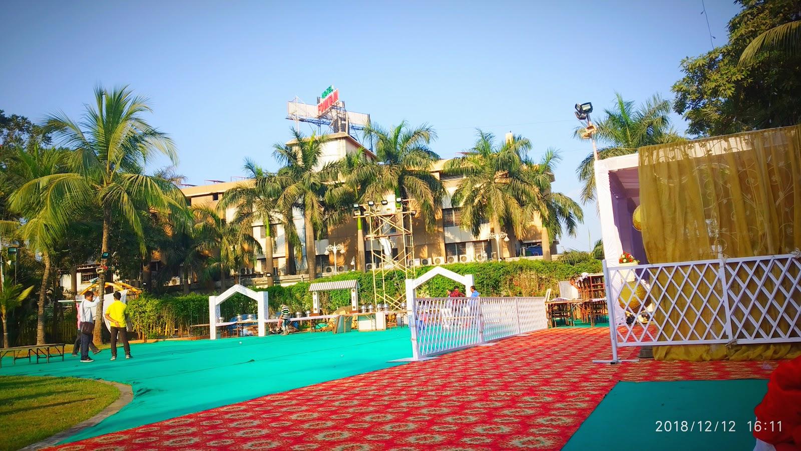 Freesia by Express Inn – photo 4