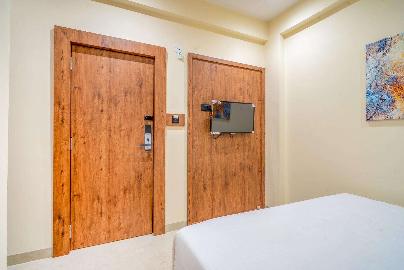 Benchmark Residences – photo 4