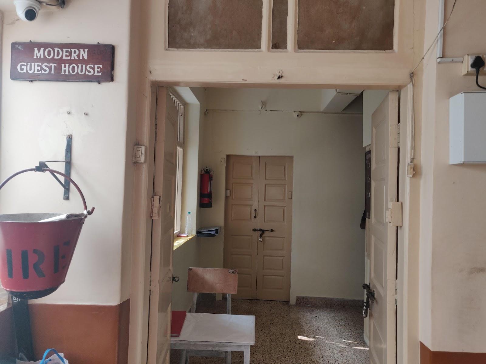 Modern Guest House – photo 4