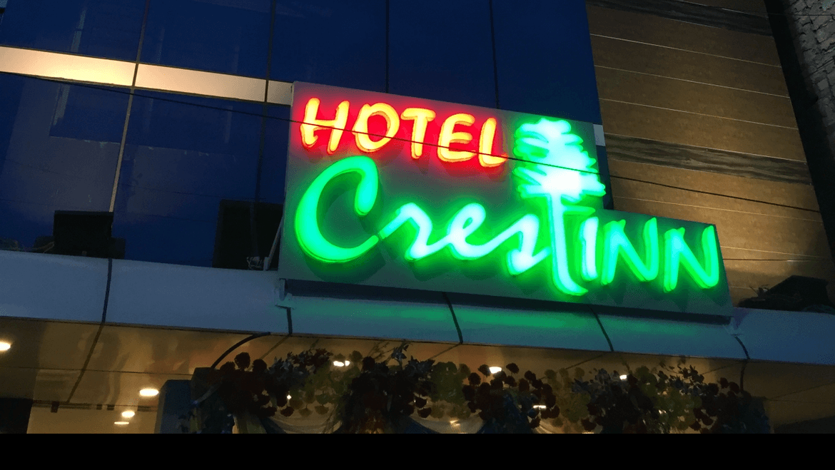 Hotel Crest Inn – photo 1