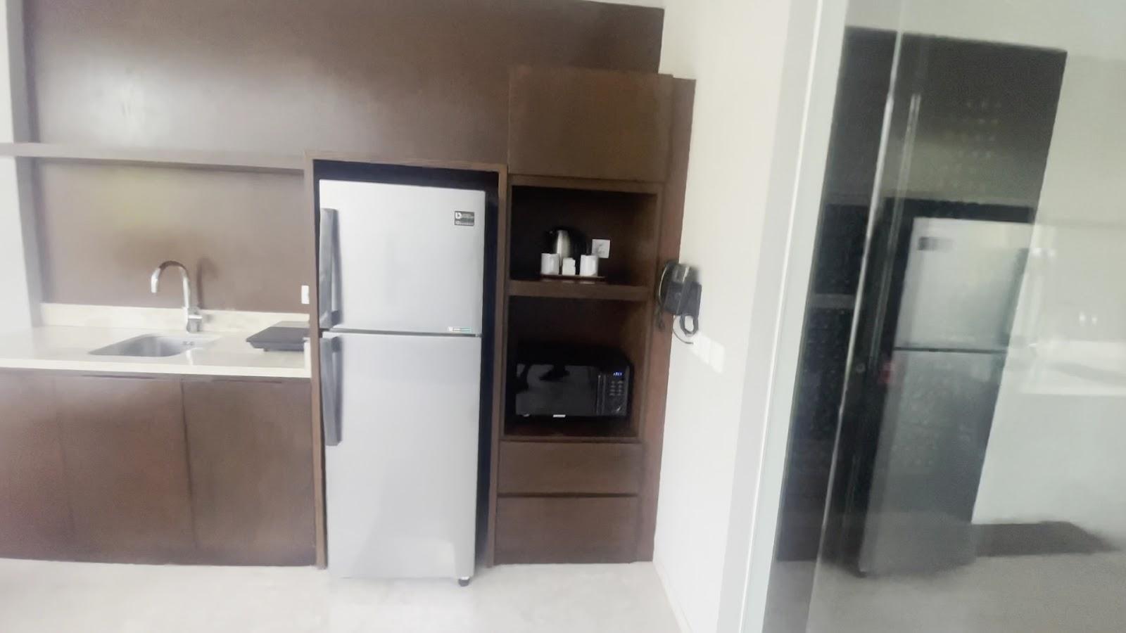 The Sterling Hotel & Villa's – photo 2