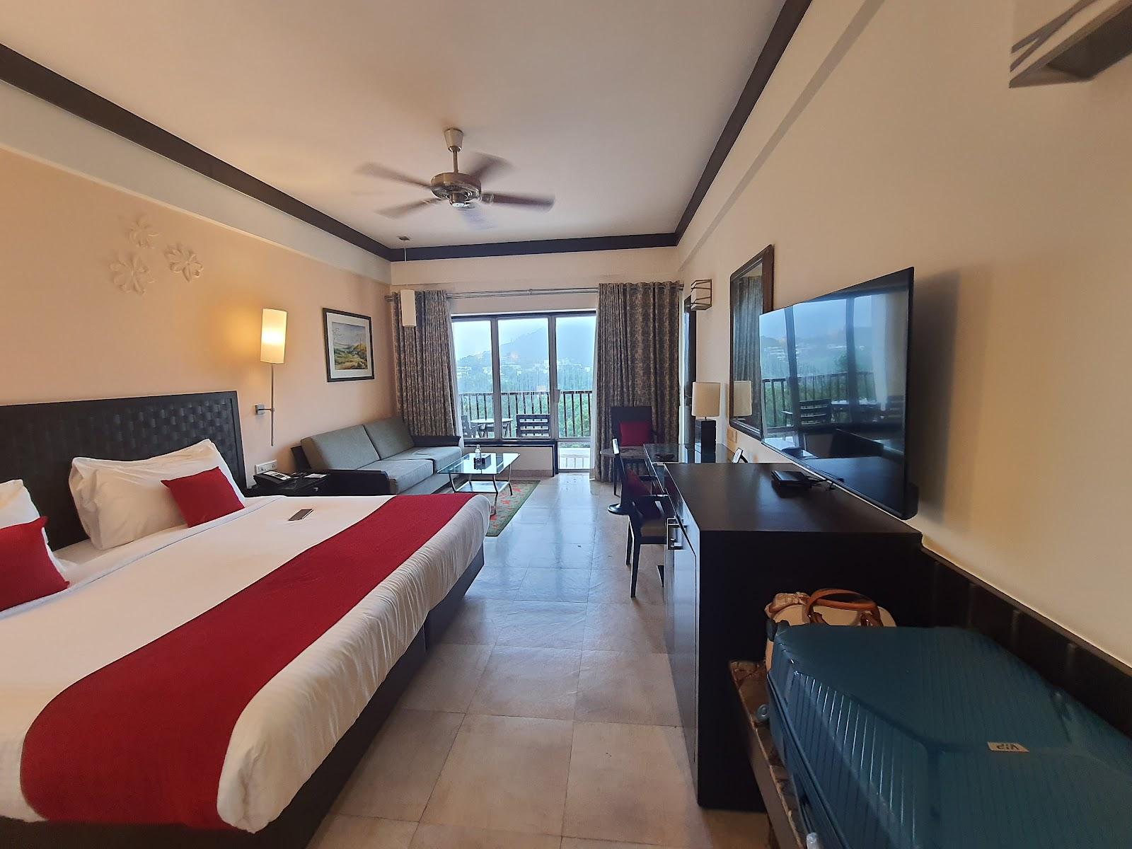 Fariyas Resort Lonavala – photo 3