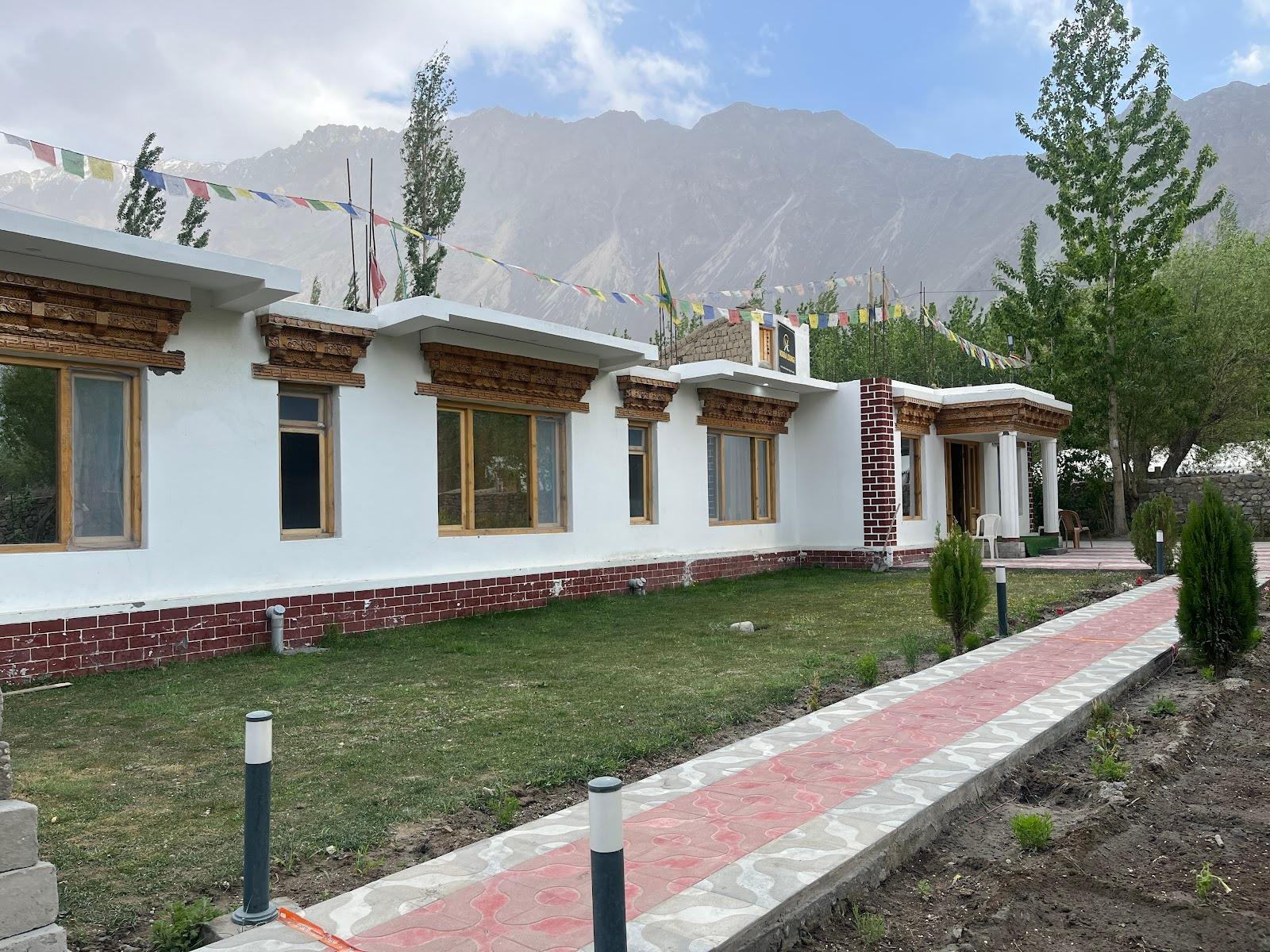 Nubra Lounge – photo 3