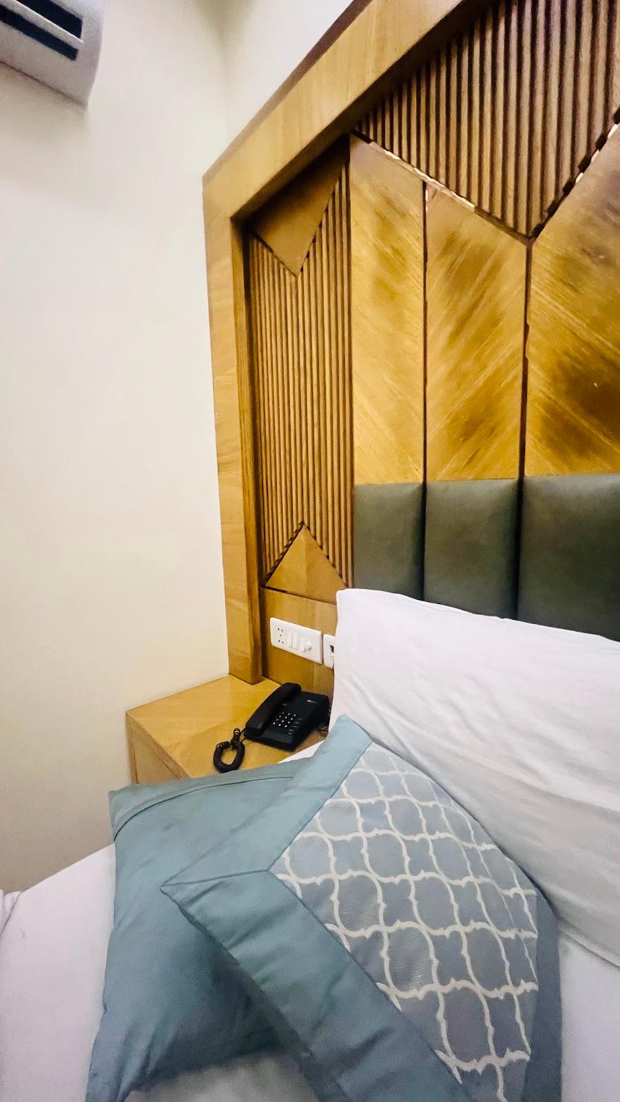 New Hotel Northern Palace – photo 4