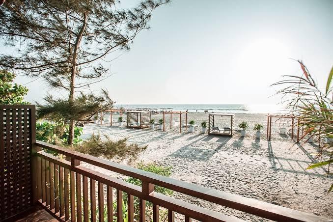 SinQ Beach Morjim – photo 1