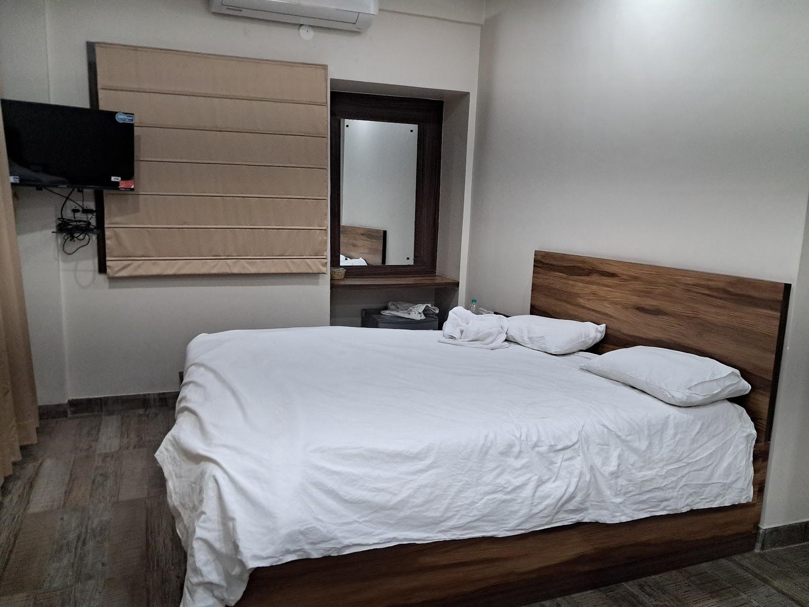 Hotel Royal Residency – photo 3