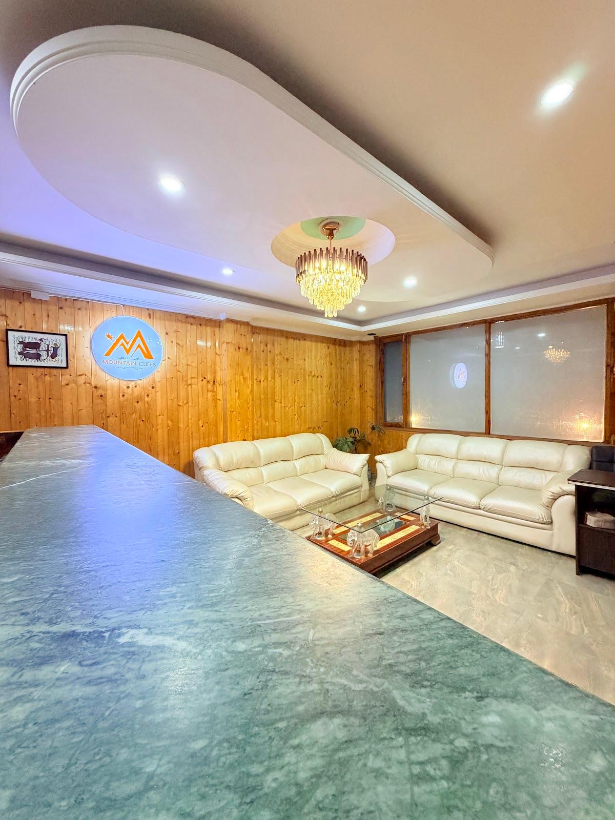 Hotel Mountain Face By Snow City Hotels – photo 4