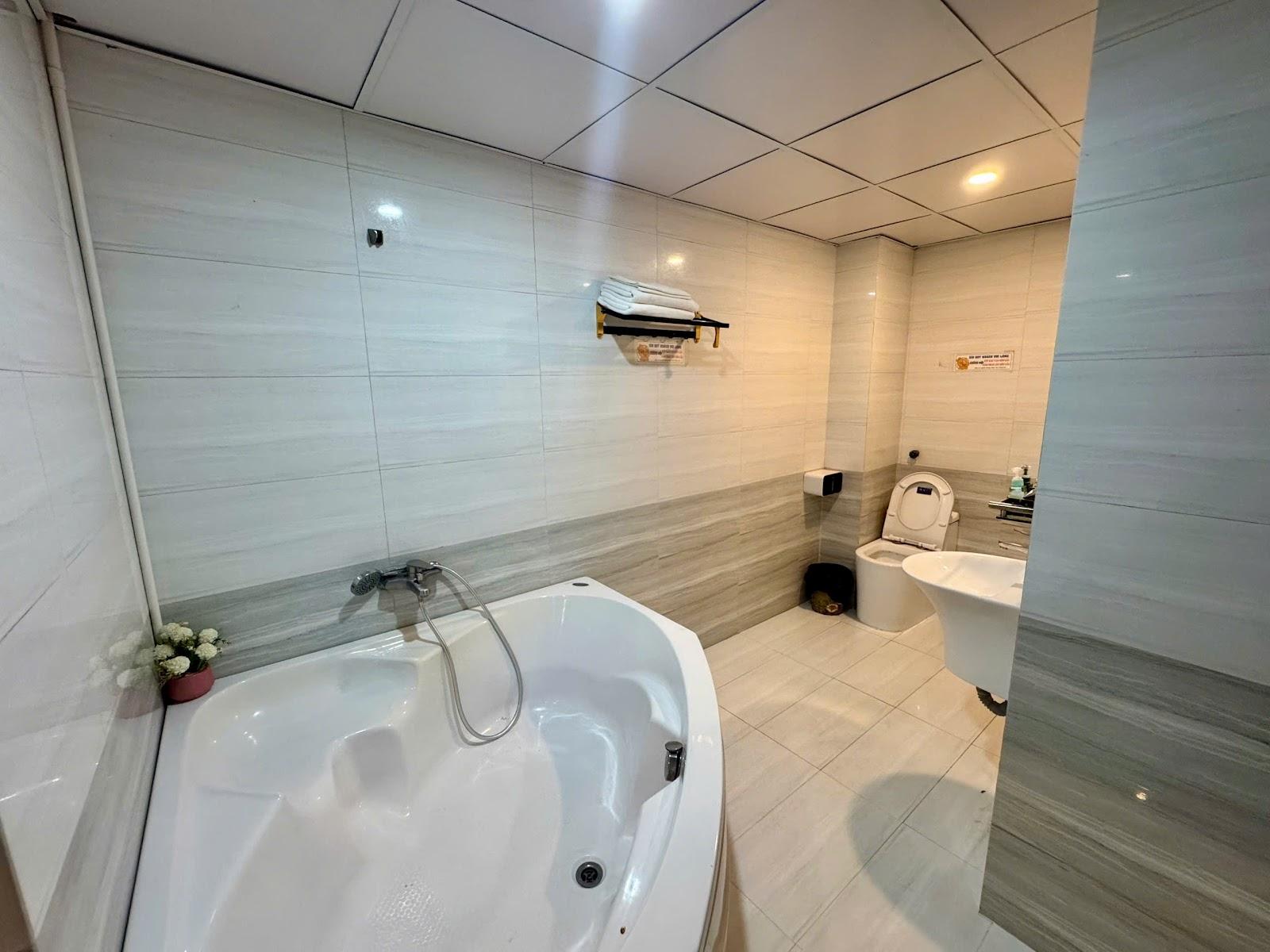 Khách sạn New Hotel – photo 4