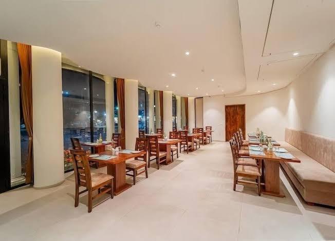 Hotel Benchmark Premier – photo 4