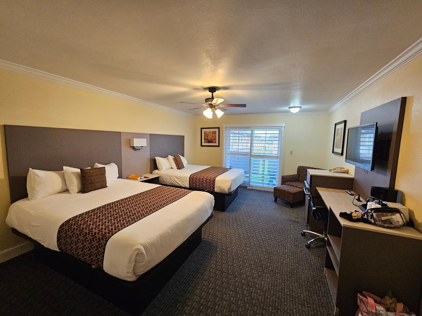 Silver Surf Motel – photo 3