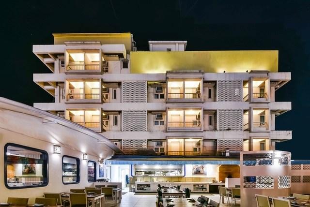 Hotel Metro Palace – photo 1