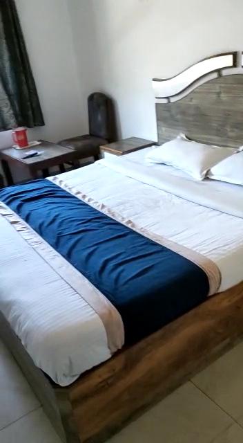 Orchid Inn – photo 2